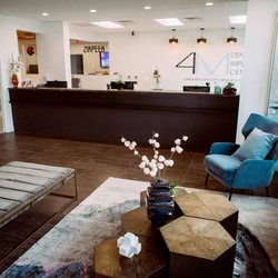 4M Dental Implant Center