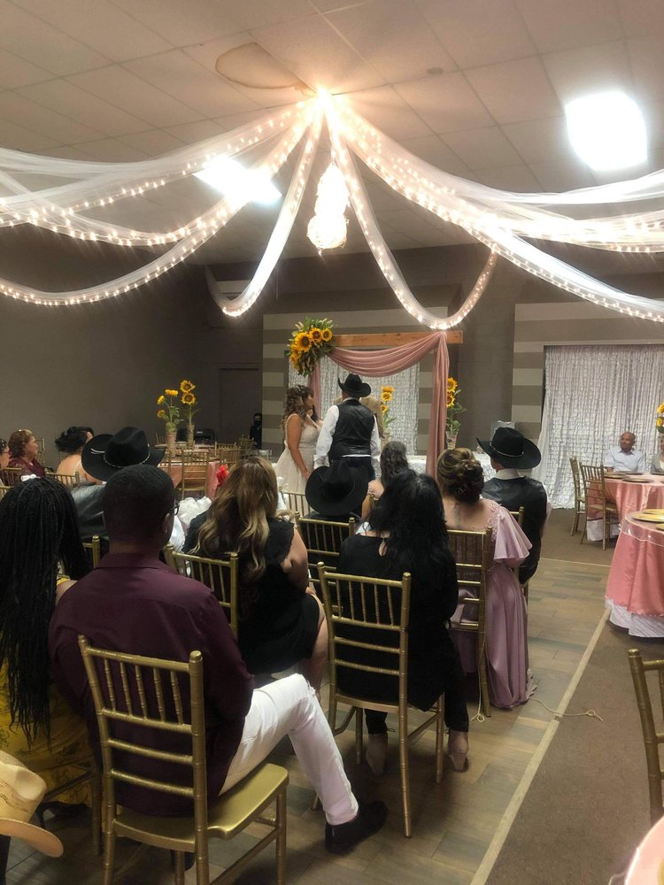 THE MAJESTIC PARTY HALL Updated August 2024 1721 Saul Kleinfeld Dr