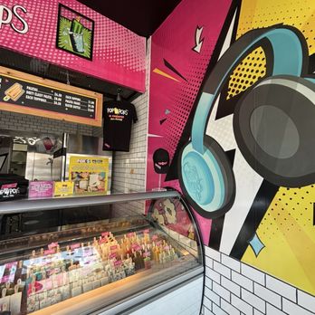 Pop Pops Fabulous Paleta - Inside/paleta case - Ice Cream & Frozen Yogurt Near Me - San Diego, California