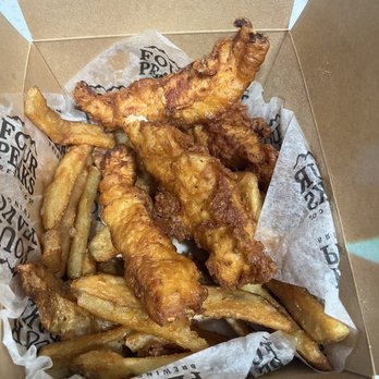 Four Peaks Brewing - 8th Street Chicken Strips - Pubs Near Me - Tempe, Arizona