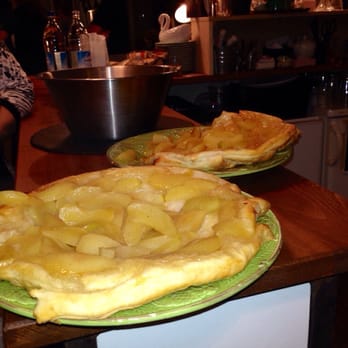 IUNU - Tarte Tatin - Vegetarian Near Me - Munich, BY IUNU - Tarte Tatin - Vegetarian Near Me - Munich, BY
