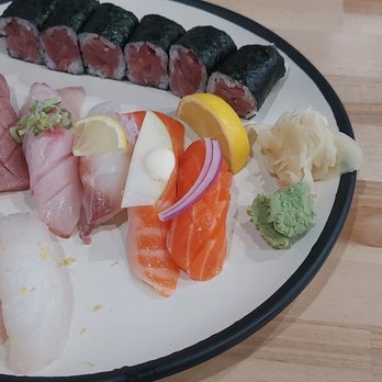 Gohan Japanese Cuisine - Sushi Bars Near Me - Southington, Connecticut