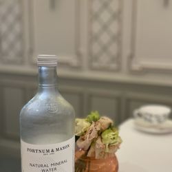 Fortnum and Mason: Diamond Jubilee Tea Salon - Water.