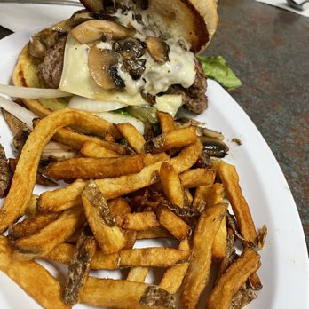 Affton Diner - mushroom and swiss burger - Breakfast & Brunch Near Me - Saint Louis, Missouri