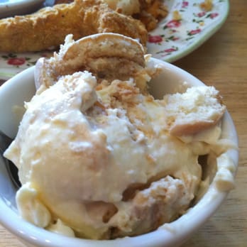 Mama's On Dauphin - Banana pudding....yummy - New American Near Me - Mobile, Alabama Mama's On Dauphin - Banana pudding....yummy - New American Near Me - Mobile, Alabama