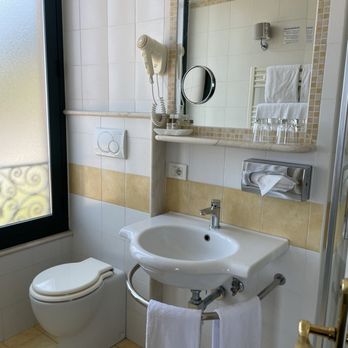 Hotel La Pensione - Hotels Near Me - Taormina, Maine