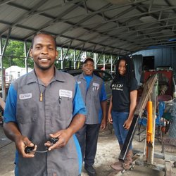 Dallas Auto Repair & Towing - Family biz
