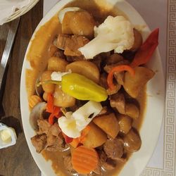 Phillips Street Restaurant - Pork and littlenecks in strange brown gravy.