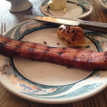 Peter Luger - BAAACCOONN!! - Steakhouses Near Me - Brooklyn, New York