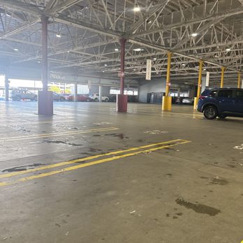 Fox Rent A Car - Empty garage! - Car Rental Near Me - Los Angeles, California Fox Rent A Car - Empty garage! - Car Rental Near Me - Los Angeles, California