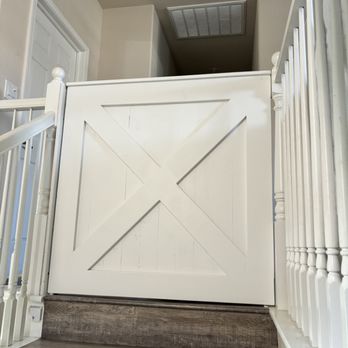SK Handyman Services - Baby gate - Handyman Near Me SK Handyman Services - Baby gate - Handyman Near Me