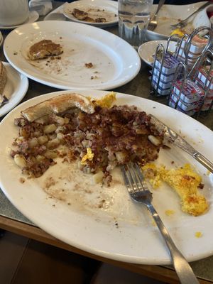 Louie's Ham & Corned Beef by null