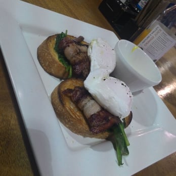 Bean&Co - Eggs benny - Coffee & Tea Near Me - Brisbane Airport, QLD