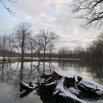 Woldumar Nature Center - Woldumar Nature Center is situated right on Grand River - Parks Near Me - Lansing, Michigan