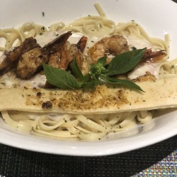 La Trattoria - Carbonara shrimp pasta - Italian Near Me - Cancún, ROO La Trattoria - Carbonara shrimp pasta - Italian Near Me - Cancún, ROO