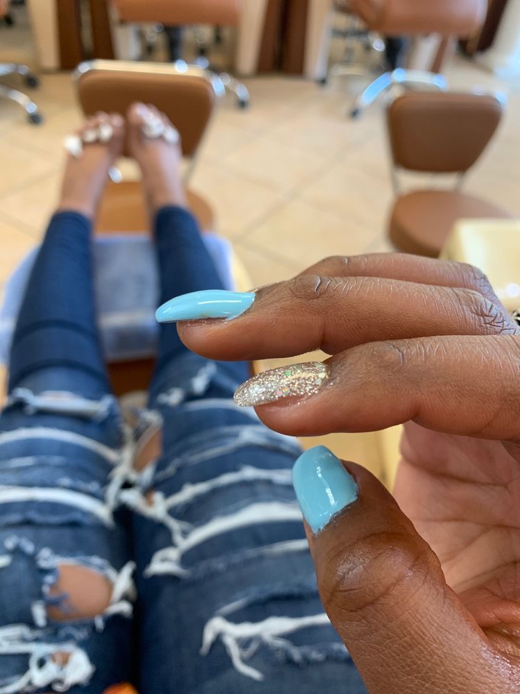 BELLAZZO NAIL SALON 31 Photos & 45 Reviews 20392099 Colusa Hwy
