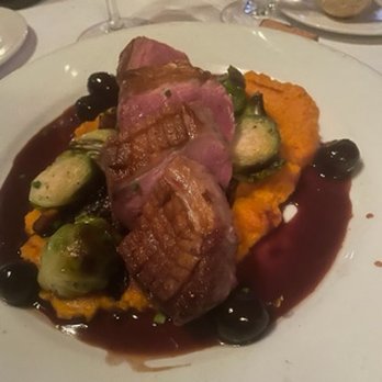 Brass Rail - Long Island Duck Breast - American Near Me - Locust Valley, New York