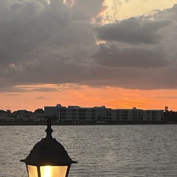 The Captain's Table - Beautiful place inside and out - Seafood Near Me - Punta Gorda, Florida The Captain's Table - Beautiful place inside and out - Seafood Near Me - Punta Gorda, Florida