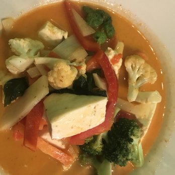 Sawatdee Thai Restaurant - Red curry w tofu - Thai Near Me - Philadelphia, Pennsylvania Sawatdee Thai Restaurant - Red curry w tofu - Thai Near Me - Philadelphia, Pennsylvania