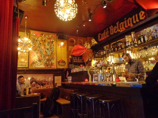 Cafe Belgique by null