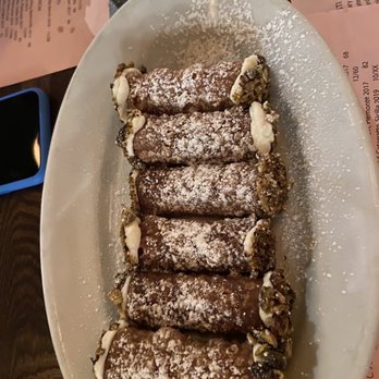 Enoteca Sociale - Cannoli - Italian Near Me - Toronto, Ontario
