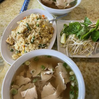 Mama's Pho - Chicken pho & tofu fried rice - Vietnamese Near Me - Lakewood, Washington Mama's Pho - Chicken pho & tofu fried rice - Vietnamese Near Me - Lakewood, Washington