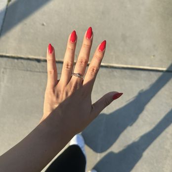 Eden Nails & Spa - Gel manicure - Nail Salons Near Me - Burbank, California
