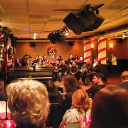 Dueling Pianos at Johnny Foleys - Fun time during the holidays 857pm