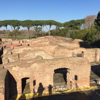 Teatro di Ostia - Ruins of commercial space that held housing on upper floors - Landmarks & Historical Buildings Near Me - Rome, RM