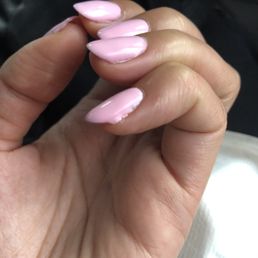 I had to peel the polish out of my cut so now the polish is already lifting up. This is 5 hours after my manicure I had to peel the polish out of my cut so now the polish is already lifting up. This is 5 hours after my manicure