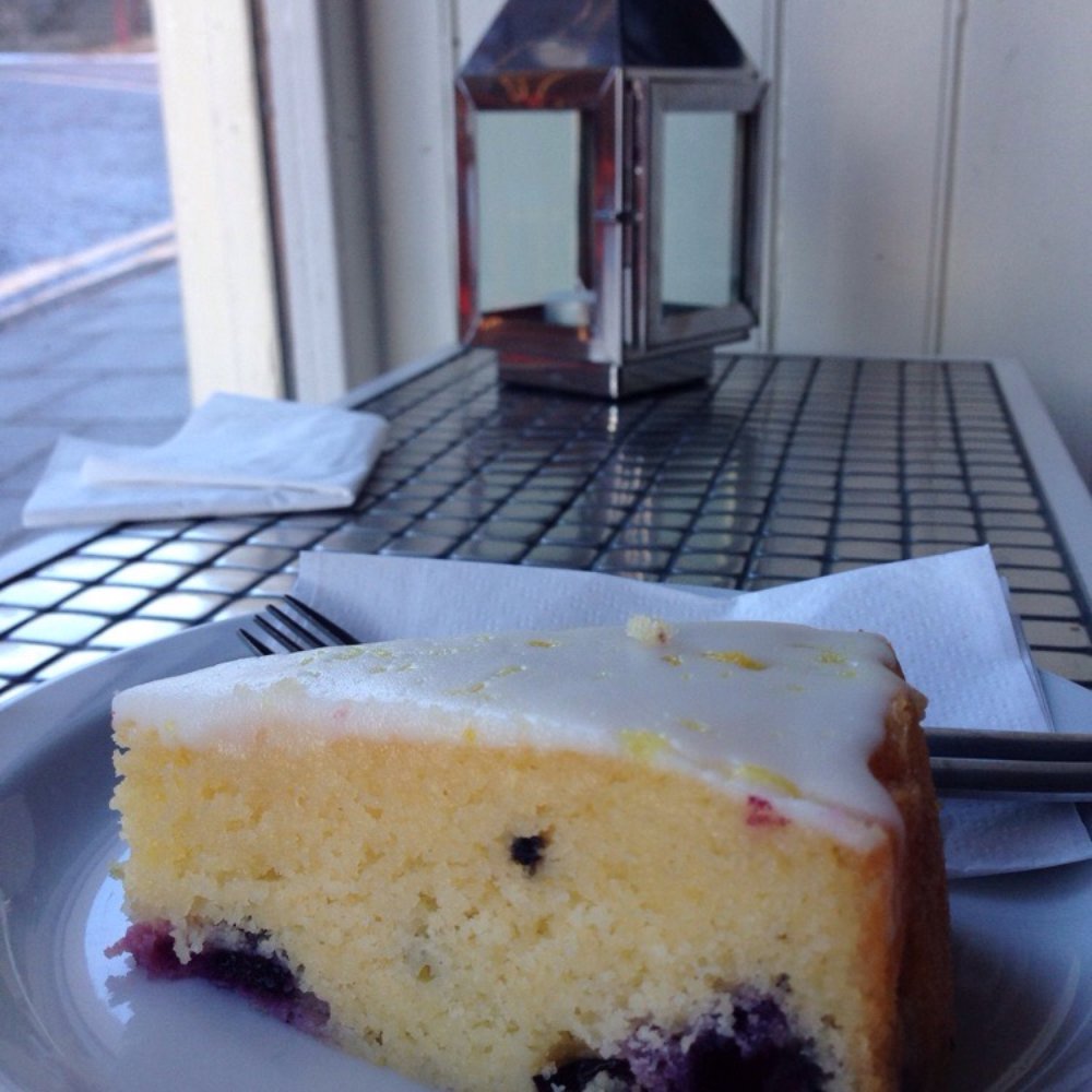 Delivino - Lemon blueberry cake ! - Restaurants Near Me - Crieff, PKN