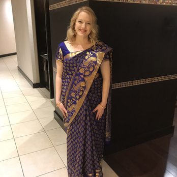 Perfect Saree Draping By Chhavi - Example of Saree draping - Traditional Clothing Near Me Perfect Saree Draping By Chhavi - Example of Saree draping - Traditional Clothing Near Me