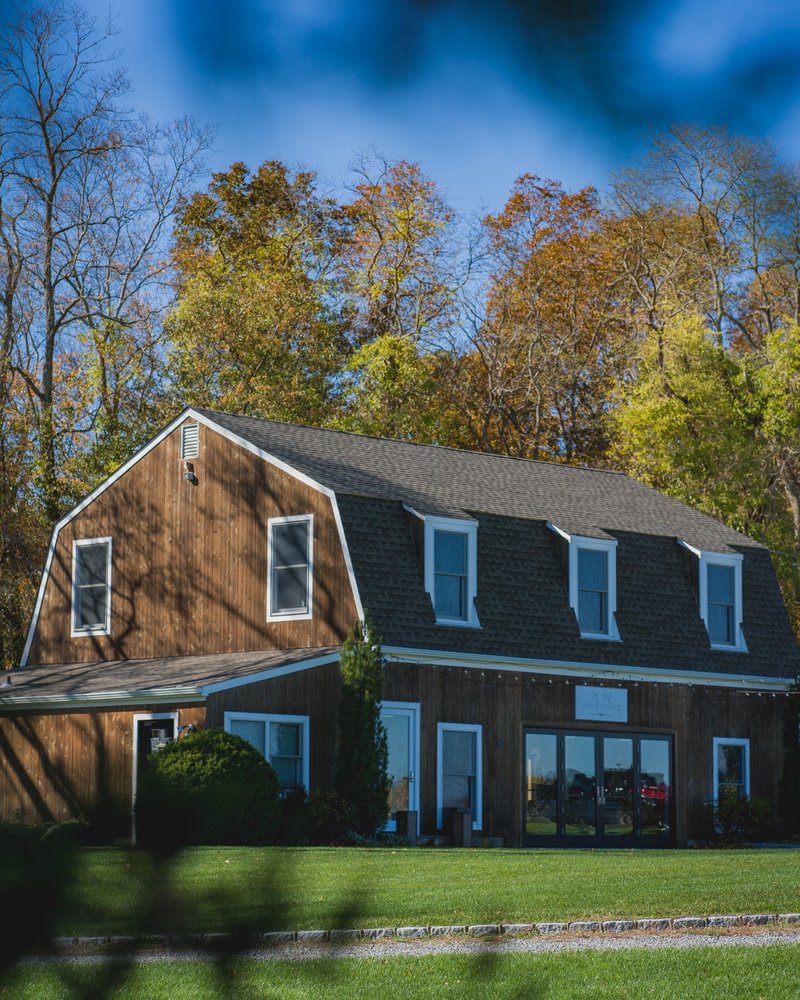 MACARI VINEYARDS CUTCHOGUE TASTING ROOM 49 Photos & 28 Reviews