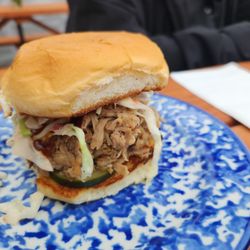 The Smoking Jay - Pulled pork sando