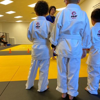 TFI - Kinder Jits Class, so fun! And they learn life lessons. - Brazilian Jiu-jitsu Near Me - La Quinta, California TFI - Kinder Jits Class, so fun! And they learn life lessons. - Brazilian Jiu-jitsu Near Me - La Quinta, California