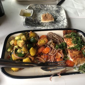 Meddys - Salmon plate - Mediterranean Near Me - Kansas City, Missouri Meddys - Salmon plate - Mediterranean Near Me - Kansas City, Missouri