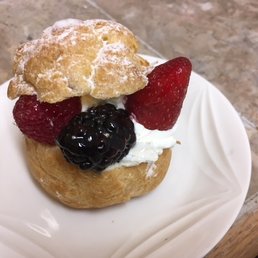 Matcha Cream Puff