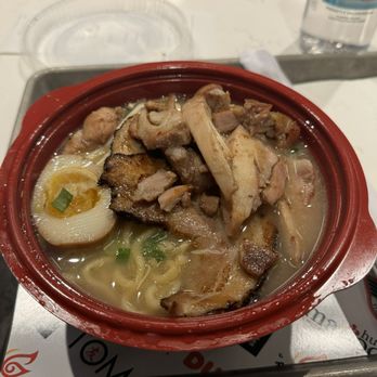 Tomo Noodles - Tomon Tamen close-up. Chicken & pork! - Noodles Near Me - Las Vegas, Nevada