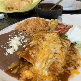 Maracas - Impossible Enchiladas. - Mexican Near Me - Rancho Mirage, California Maracas - Impossible Enchiladas. - Mexican Near Me - Rancho Mirage, California