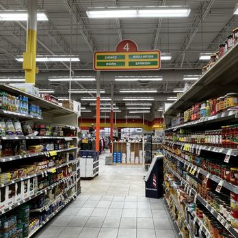 Zak Supercenter - Staring down one of the aisles at Zak's as you look out the front of the store giving you an idea how BIG Zak's really is. - Grocery Near Me - Bedford, Ohio Zak Supercenter - Staring down one of the aisles at Zak's as you look out the front of the store giving you an idea how BIG Zak's really is. - Grocery Near Me - Bedford, Ohio