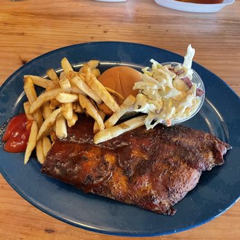 Central BBQ Poplar - Half rack of ribs, half wet/half dry - Barbeque Near Me - Memphis, Tennessee Central BBQ Poplar - Half rack of ribs, half wet/half dry - Barbeque Near Me - Memphis, Tennessee