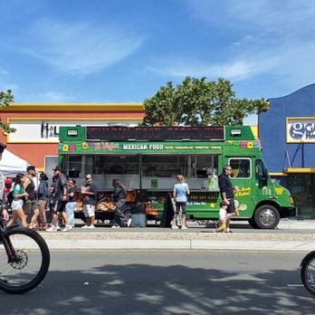 El Viejon - Food truck at Viva CalleSJ (Mexican Heritage Plaza) - Mexican Near Me - San Jose, California El Viejon - Food truck at Viva CalleSJ (Mexican Heritage Plaza) - Mexican Near Me - San Jose, California