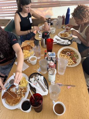 Dallas Diner by null
