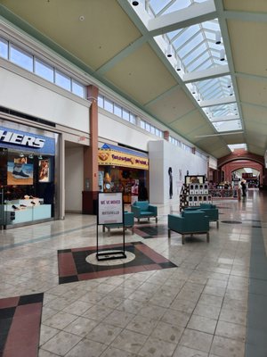 Pembroke Lakes Mall by null
