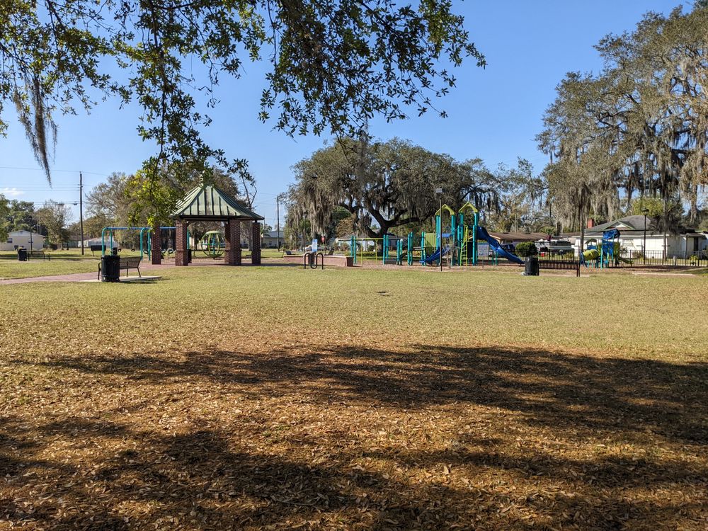 Booker T. Washington Park Logo