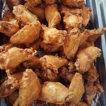 Beer Shed - New chef Bea in town at beer shed eat... Hand trainned by Thai 5 Chef woo him self.. Yummy yummy.. - Bars Near Me - Riverview, Florida