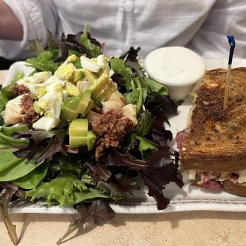 Chicken Run - Lin - Breakfast & Brunch Near Me - Lubbock, Texas