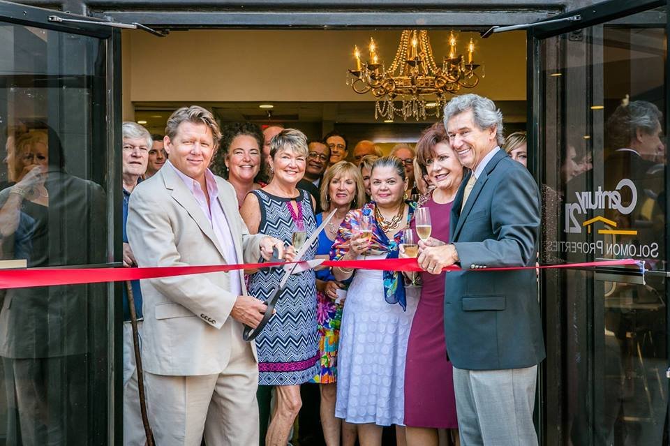 SOLOMON PROPERTIES CENTURY 21 Updated April 2024 802 1st Ave