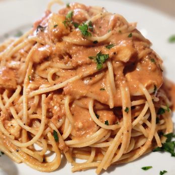 Gran Gusto Ristorante - SPAGHETTI AL SALMONE - Pizza Near Me - Woodbridge, Ontario Gran Gusto Ristorante - SPAGHETTI AL SALMONE - Pizza Near Me - Woodbridge, Ontario