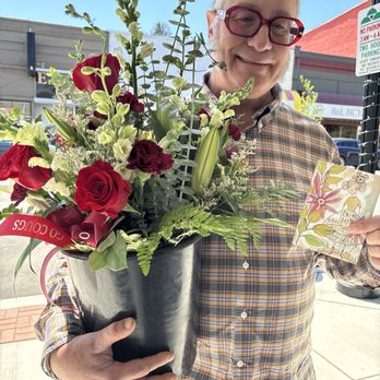Neill's Flowers - Floral arrangement and card - Florists Near Me - Pullman, Washington